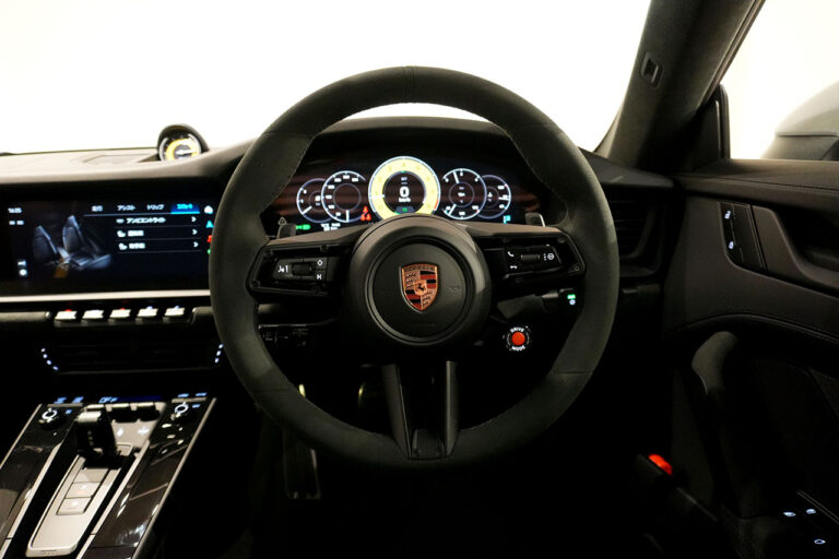 2026年式 ポルシェ 911カレラ 4 GTS PDK (992.2) クレヨン MQ4213