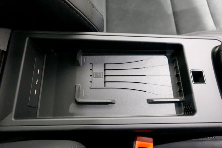 2026年式 ポルシェ 911カレラ 4 GTS PDK (992.2) クレヨン MQ4213