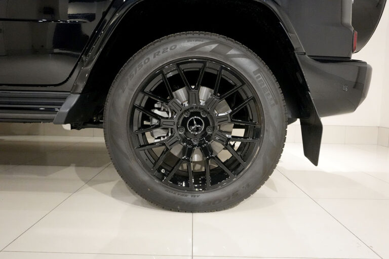 2023年式 メルセデスベンツ G400d ダークブラック Gmanufakturプログラム AMGライン オブシディアンブラック MQ4216