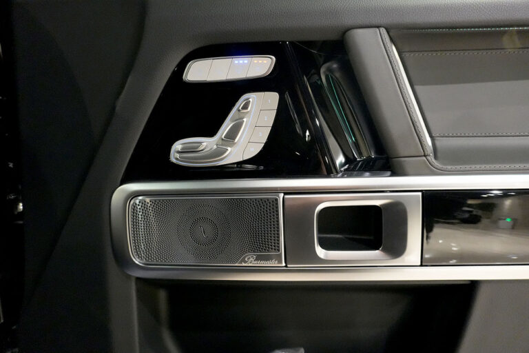 2023年式 メルセデスベンツ G400d ダークブラック Gmanufakturプログラム AMGライン オブシディアンブラック MQ4216