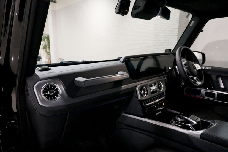 2023年式 メルセデスベンツ G400d ダークブラック Gmanufakturプログラム AMGライン オブシディアンブラック MQ4216