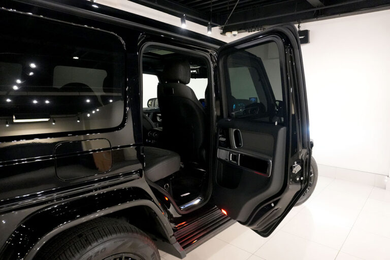 2023年式 メルセデスベンツ G400d ダークブラック Gmanufakturプログラム AMGライン オブシディアンブラック MQ4216