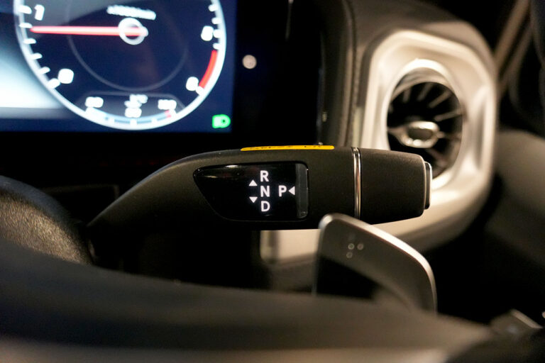 2023年式 メルセデスベンツ G400d ダークブラック Gmanufakturプログラム AMGライン オブシディアンブラック MQ4216