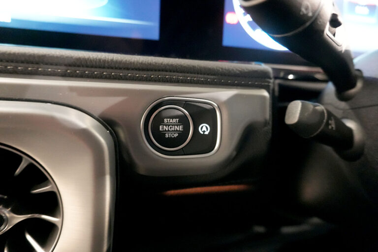 2023年式 メルセデスベンツ G400d ダークブラック Gmanufakturプログラム AMGライン オブシディアンブラック MQ4216