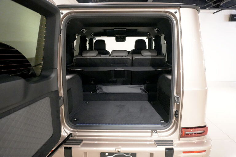 2026年式 メルセデスベンツ G450d MANUFAKTURプログラムプラス AMGライン AMGナイトパッケージ トラバーチンベージュ MQ4181