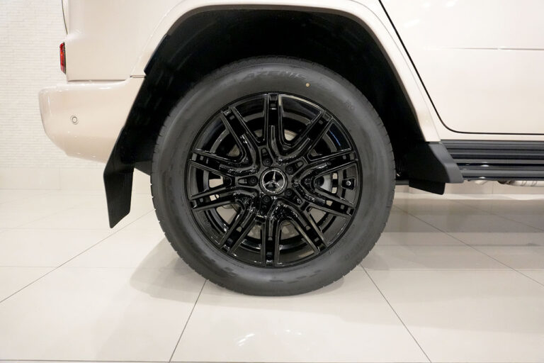2026年式 メルセデスベンツ G450d MANUFAKTURプログラムプラス AMGライン AMGナイトパッケージ トラバーチンベージュ MQ4181