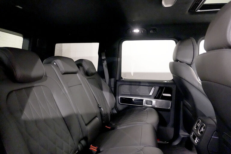 2026年式 メルセデスベンツ G450d MANUFAKTURプログラムプラス AMGライン AMGナイトパッケージ トラバーチンベージュ MQ4181