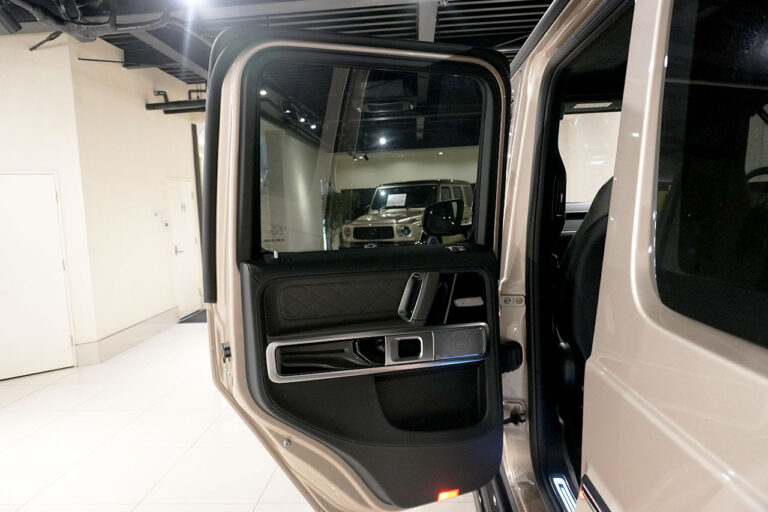 2026年式 メルセデスベンツ G450d MANUFAKTURプログラムプラス AMGライン AMGナイトパッケージ トラバーチンベージュ MQ4181