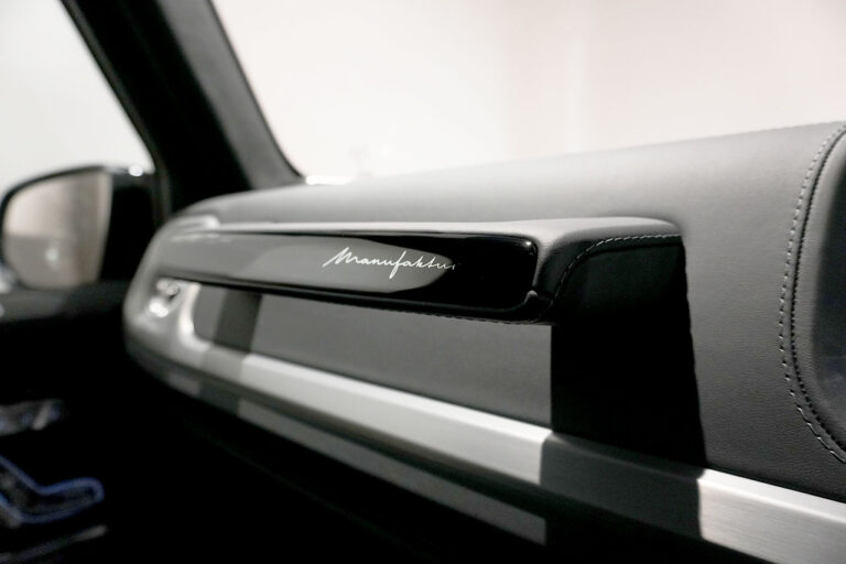 2026年式 メルセデスベンツ G450d MANUFAKTURプログラムプラス AMGライン AMGナイトパッケージ トラバーチンベージュ MQ4181