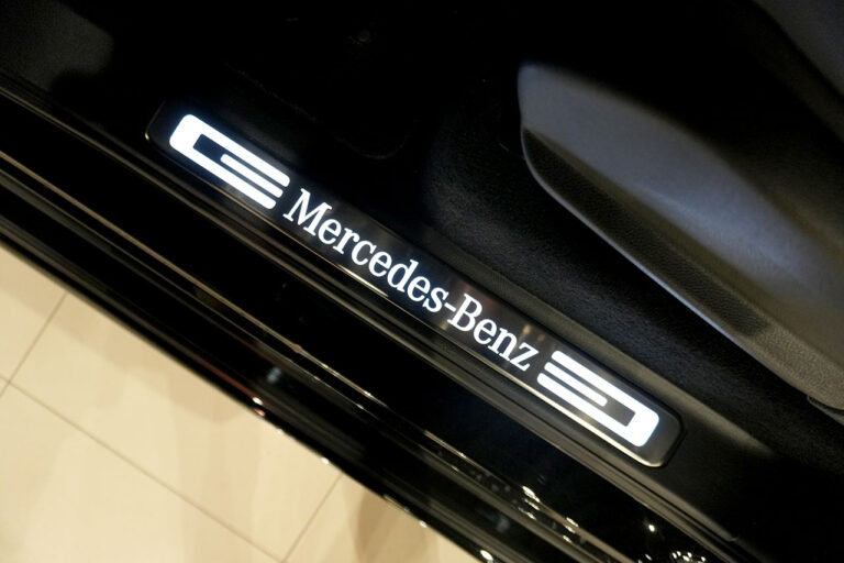 2025年モデル MP202501 メルセデスベンツ G450d ダークブラック AMGライン MANUFAKTURプログラムプラス オブシディアンブラック