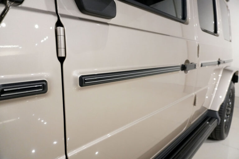 2026年式 メルセデスベンツ G450d MANUFAKTURプログラムプラス AMGライン AMGナイトパッケージ トラバーチンベージュ