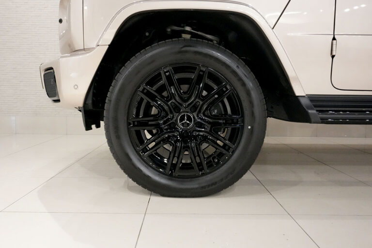 2026年式 メルセデスベンツ G450d MANUFAKTURプログラムプラス AMGライン AMGナイトパッケージ トラバーチンベージュ