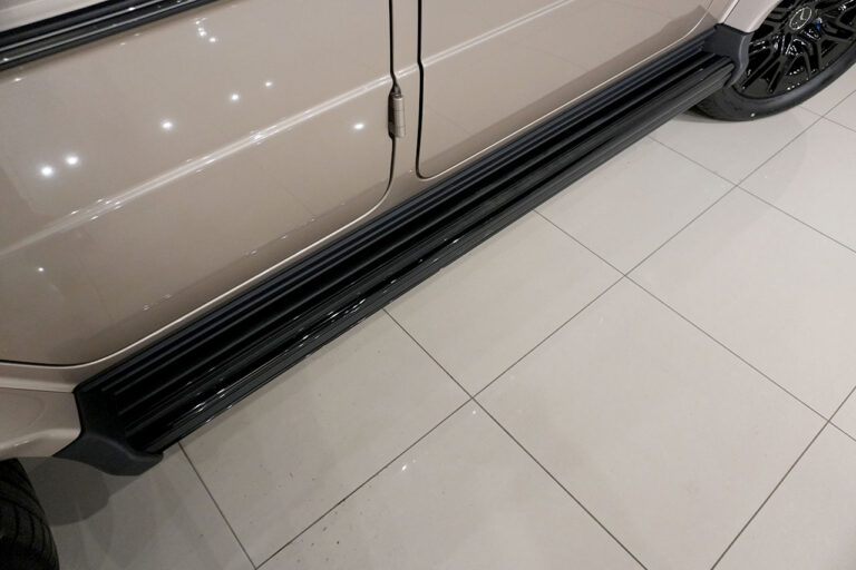 2026年式 メルセデスベンツ G450d MANUFAKTURプログラムプラス AMGライン AMGナイトパッケージ トラバーチンベージュ