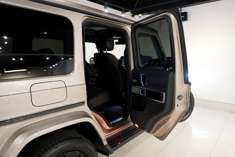 2026年式 メルセデスベンツ G450d MANUFAKTURプログラムプラス AMGライン AMGナイトパッケージ トラバーチンベージュ