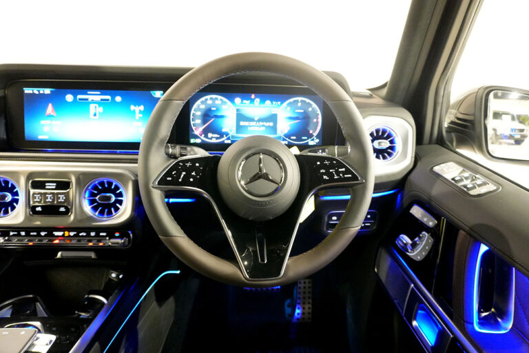 2026年式 メルセデスベンツ G450d MANUFAKTURプログラムプラス AMGライン AMGナイトパッケージ トラバーチンベージュ