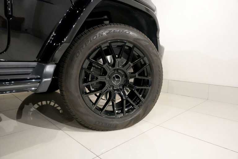 2023年式 メルセデスベンツ G400d ダークブラック Gmanufakturプログラム AMGライン MQ4223