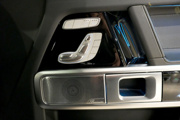 2023年式 メルセデスベンツ G400d ダークブラック Gmanufakturプログラム AMGライン MQ4223