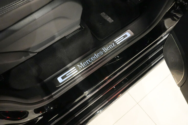 2023年式 メルセデスベンツ G400d ダークブラック Gmanufakturプログラム AMGライン MQ4223