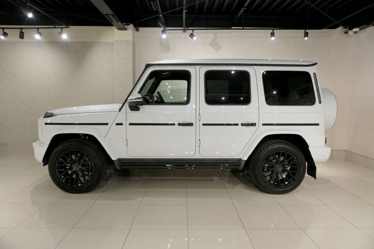2023年式 メルセデスベンツ G400d ダークプラチナ manufakturプログラム AMGライン オパリスホワイト MQ4224