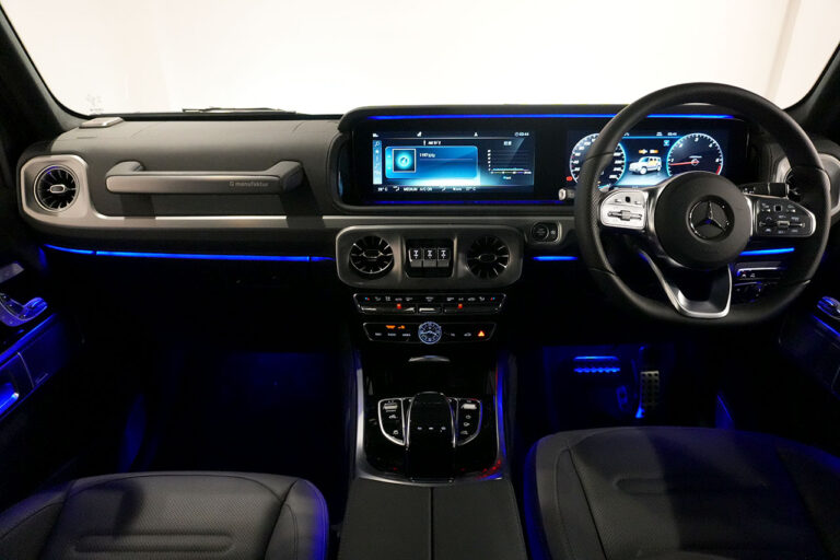 2023年式 メルセデスベンツ G400d ダークプラチナ manufakturプログラム AMGライン オパリスホワイト MQ4224