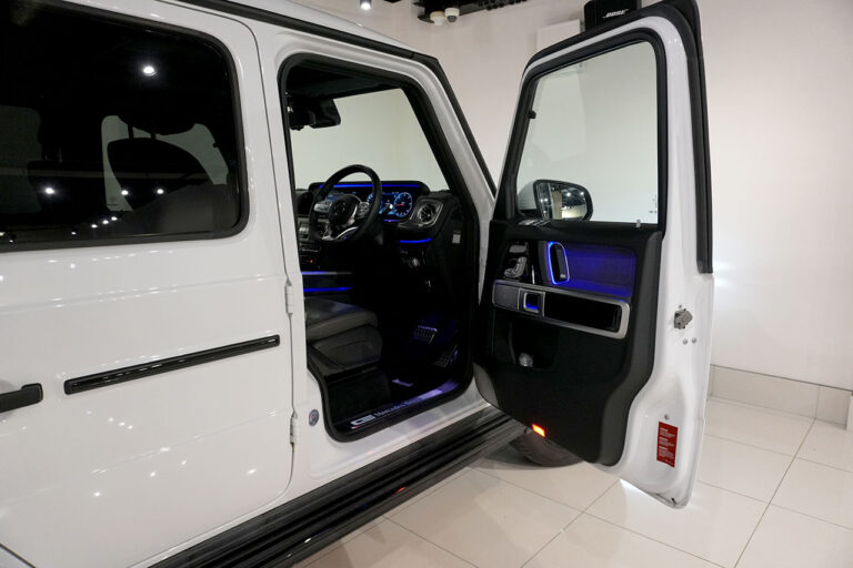 2023年式 メルセデスベンツ G400d ダークプラチナ manufakturプログラム AMGライン オパリスホワイト MQ4224