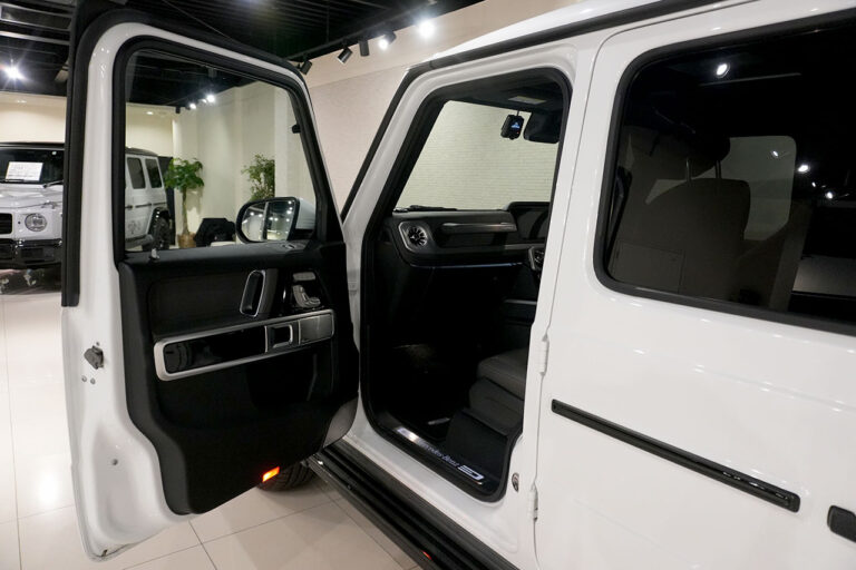 2023年式 メルセデスベンツ G400d ダークプラチナ manufakturプログラム AMGライン オパリスホワイト MQ4224