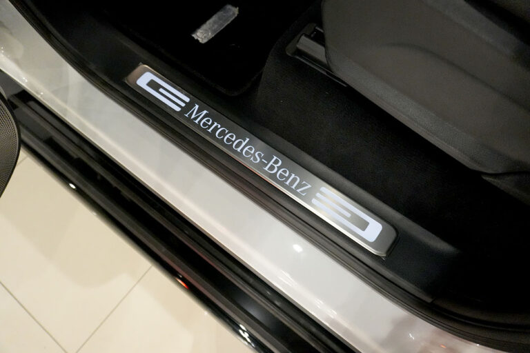 2023年式 メルセデスベンツ G400d ダークプラチナ manufakturプログラム AMGライン オパリスホワイト MQ4224