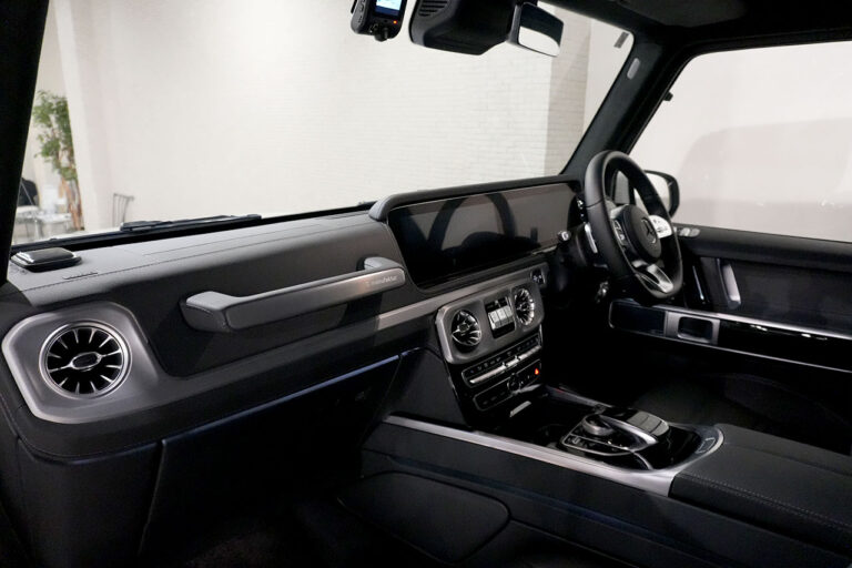 2023年式 メルセデスベンツ G400d ダークプラチナ manufakturプログラム AMGライン オパリスホワイト MQ4224
