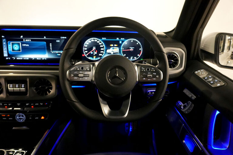 2023年式 メルセデスベンツ G400d ダークプラチナ manufakturプログラム AMGライン オパリスホワイト MQ4224