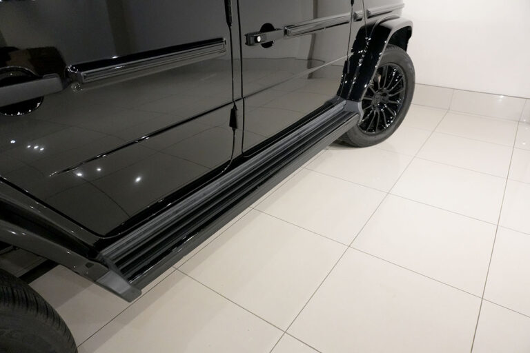 2021年式 メルセデスベンツ G350d ダークブラック AMGライン オブシディアンブラック MQ4234