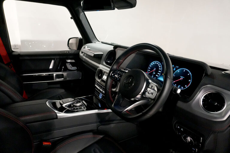 2021年式 メルセデスベンツ G350d ダークブラック AMGライン オブシディアンブラック MQ4234