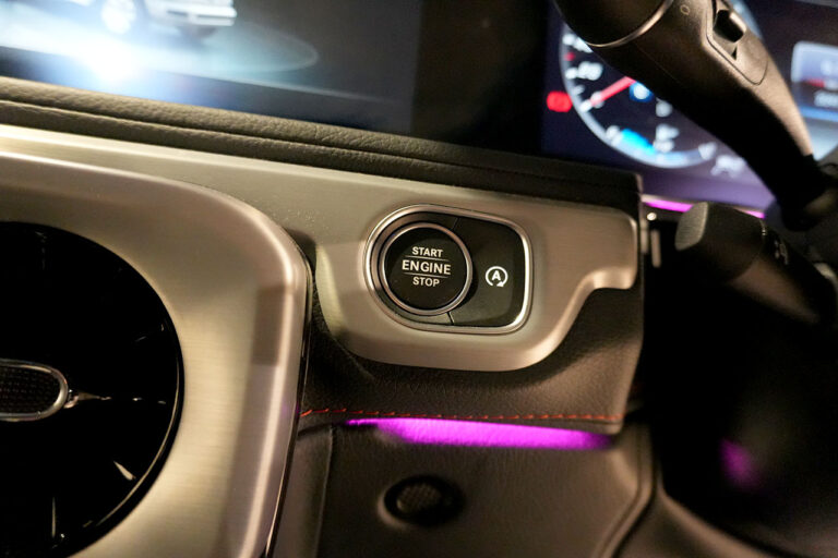 2021年式 メルセデスベンツ G350d ダークブラック AMGライン オブシディアンブラック MQ4234