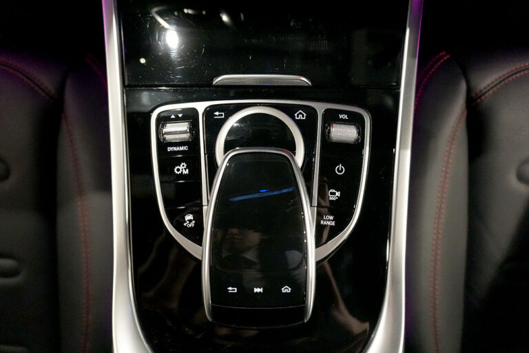 2021年式 メルセデスベンツ G350d ダークブラック AMGライン オブシディアンブラック MQ4234