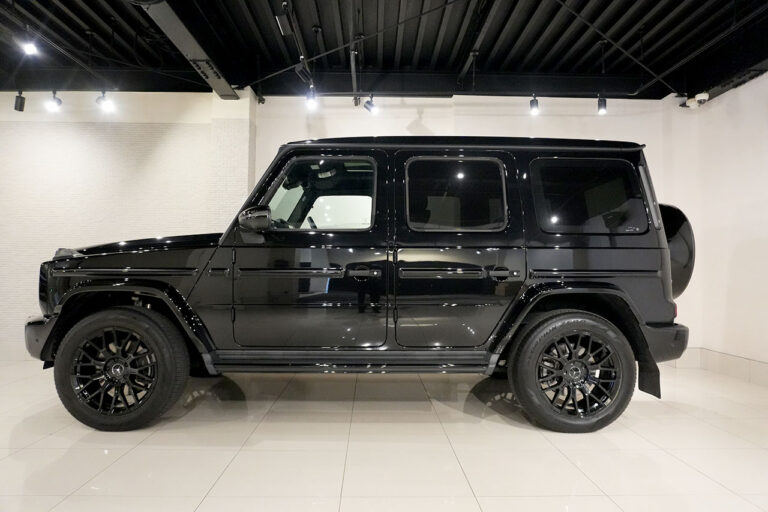2023年式 メルセデスベンツ G400d maqspeed 9 ダークブラック Gmanufakturプログラム オブシディアンブラック MQ4236