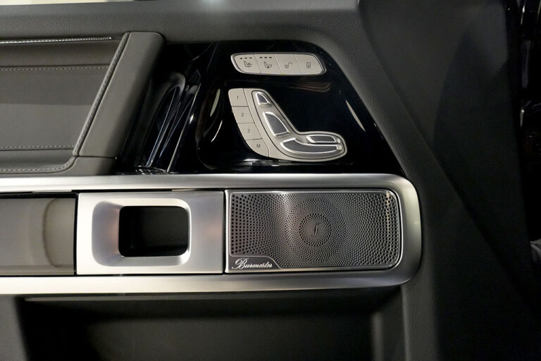 2023年式 メルセデスベンツ G400d maqspeed 9 ダークブラック Gmanufakturプログラム オブシディアンブラック MQ4236