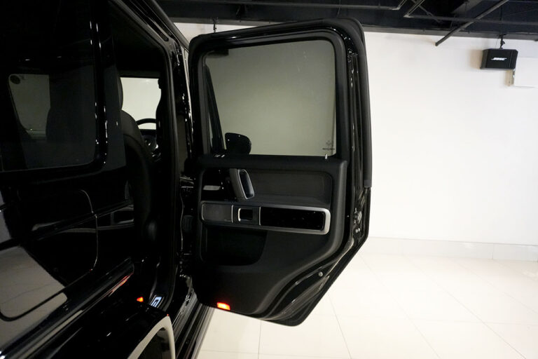 2023年式 メルセデスベンツ G400d maqspeed 9 ダークブラック Gmanufakturプログラム オブシディアンブラック MQ4236