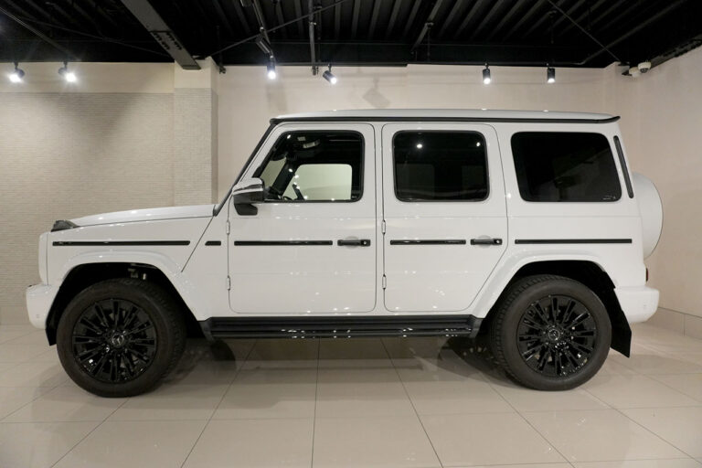 2024年式 メルセデスベンツ G450d ローンチエディション ダークプラチナ オパリスホワイト MQ4238