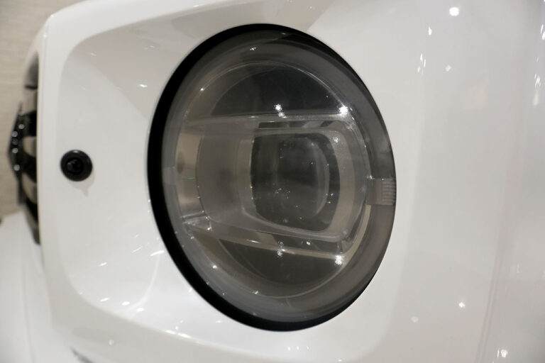 2024年式 メルセデスベンツ G450d ローンチエディション ダークプラチナ オパリスホワイト MQ4238