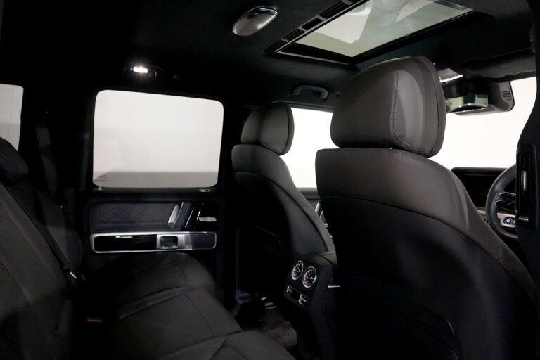 2024年式 メルセデスベンツ G450d ローンチエディション ダークプラチナ オパリスホワイト MQ4238