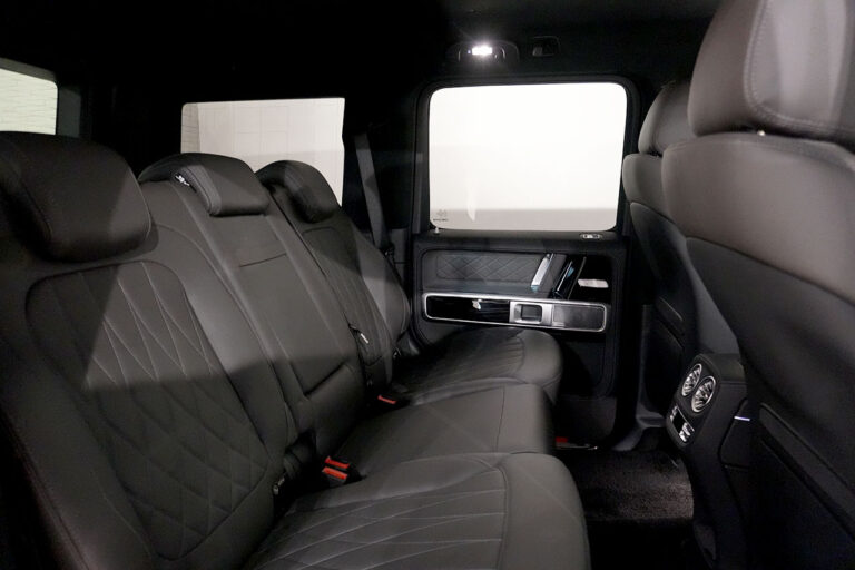 2024年式 メルセデスベンツ G450d ローンチエディション ダークプラチナ オパリスホワイト MQ4238