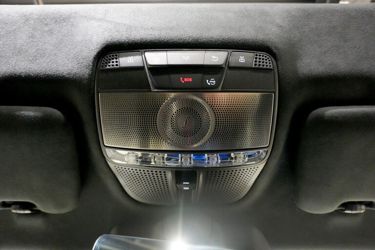 2024年式 メルセデスベンツ G450d ローンチエディション ダークプラチナ オパリスホワイト MQ4238