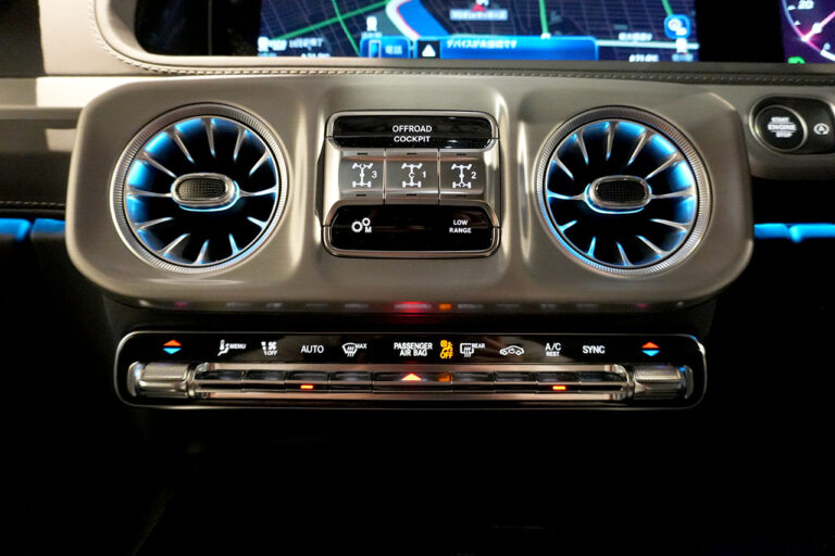 2024年式 メルセデスベンツ G450d ローンチエディション ダークプラチナ オパリスホワイト MQ4238