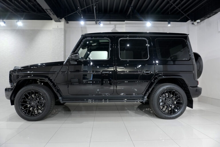 2025年式 メルセデスベンツ G450d ダークブラック MANUFAKTURプログラムプラス AMGライン オブシディアンブラック MQ4240