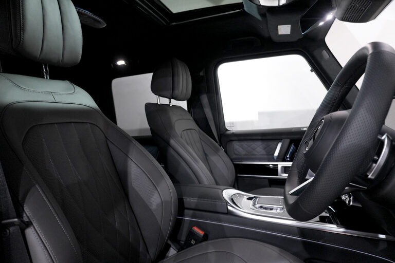 2025年式 メルセデスベンツ G450d ダークブラック MANUFAKTURプログラムプラス AMGライン オブシディアンブラック MQ4240