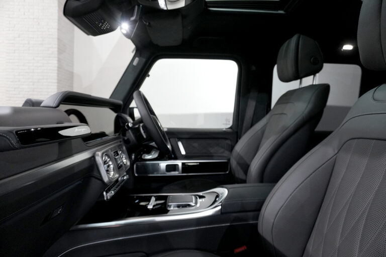 2025年式 メルセデスベンツ G450d ダークブラック MANUFAKTURプログラムプラス AMGライン オブシディアンブラック MQ4240