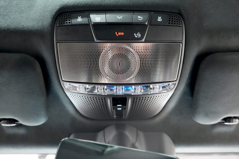 2025年式 メルセデスベンツ G450d ダークブラック MANUFAKTURプログラムプラス AMGライン オブシディアンブラック MQ4240