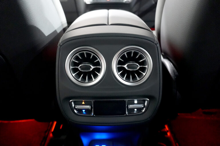 2025年式 メルセデスベンツ G450d ダークブラック MANUFAKTURプログラムプラス AMGライン オブシディアンブラック MQ4240