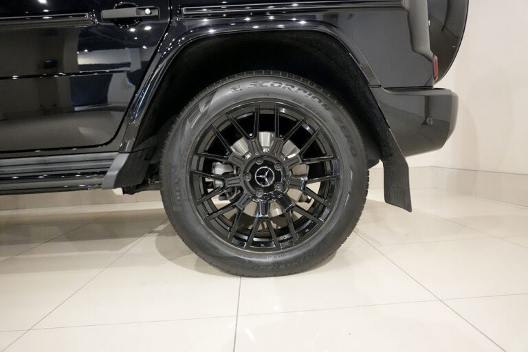 2023年式 メルセデスベンツ G400d Gmanufakturプログラム AMGライン オブシディアンブラック MQ4242