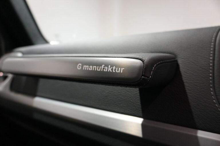 2023年式 メルセデスベンツ G400d Gmanufakturプログラム AMGライン オブシディアンブラック MQ4242