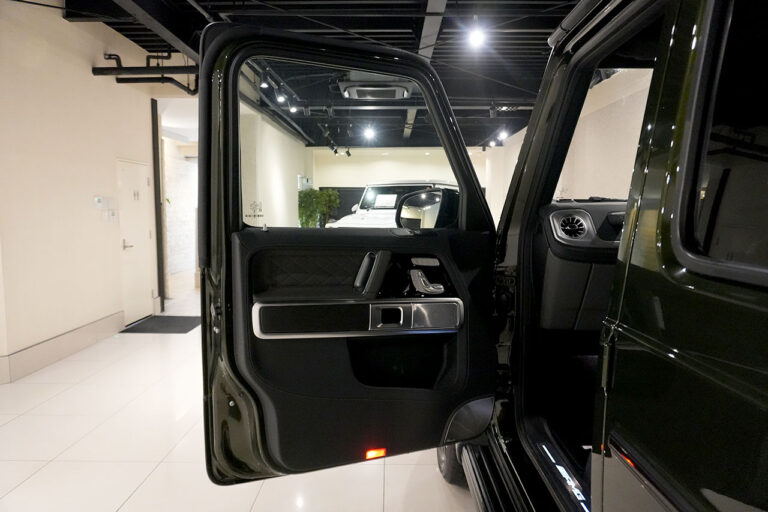 2025年モデル メルセデスAMG G63 MANUFAKTURプログラムプラス AMGナイトパッケージ MANUFAKTURオリーブ MQ4252